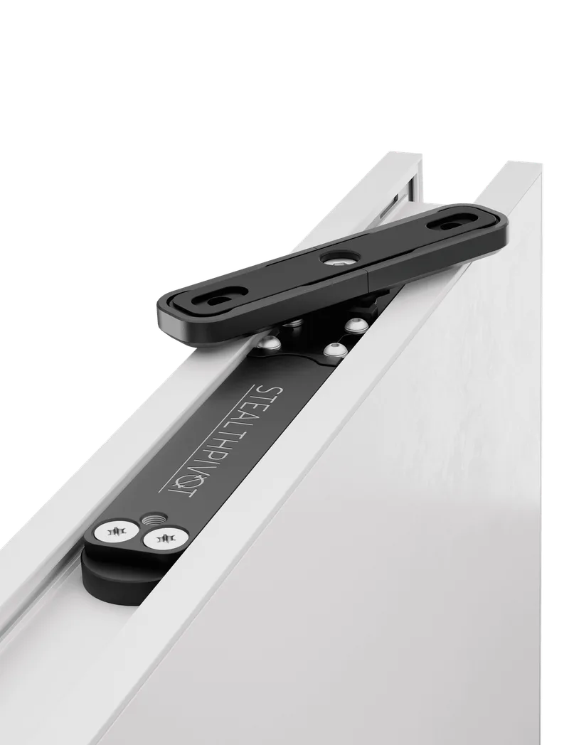 Detail of the pivoting hinge